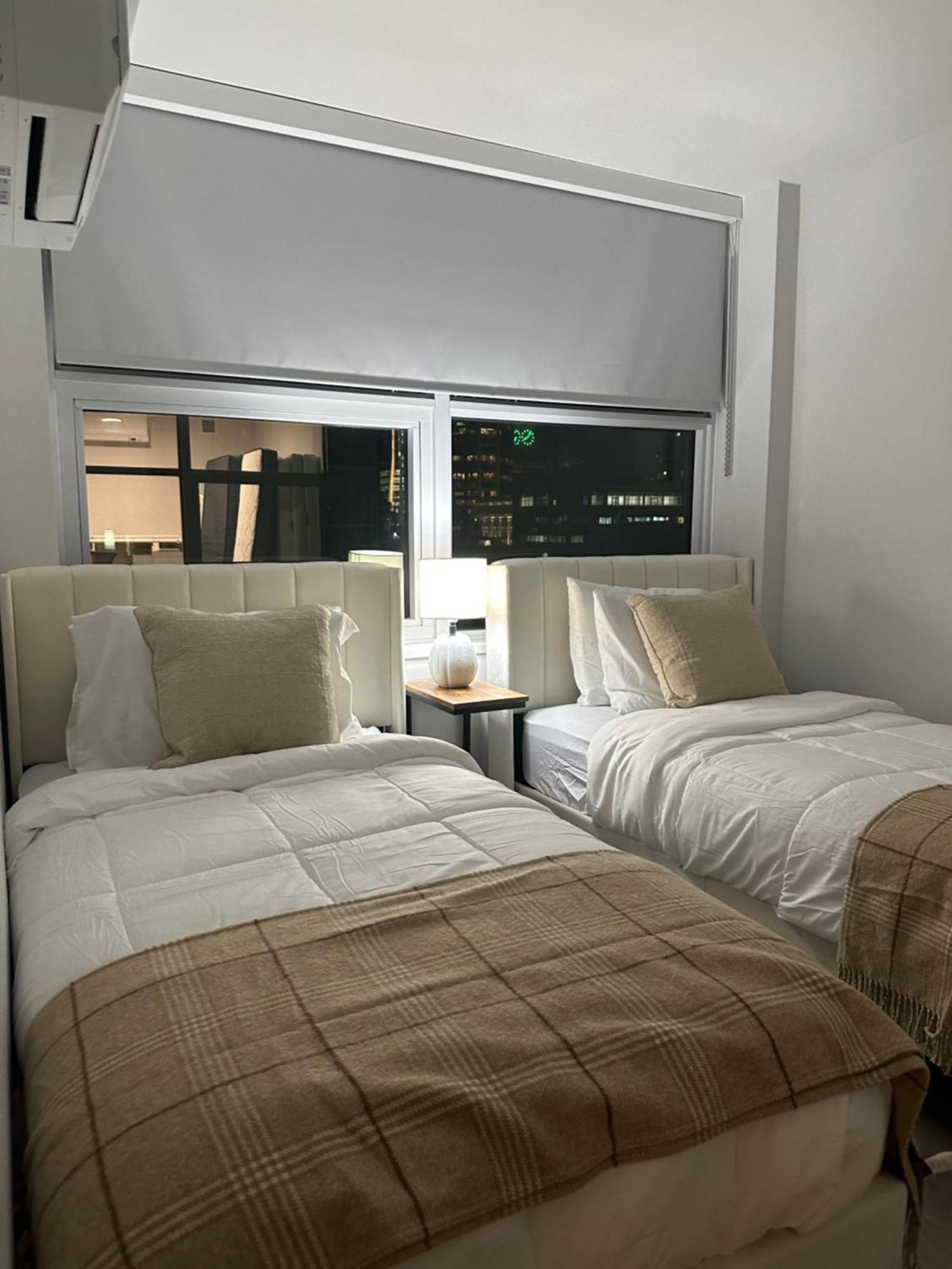 Downtown Center Silverstone Tower I And II Long-Term Booking Only Your Second Home In Vancouver Dış mekan fotoğraf