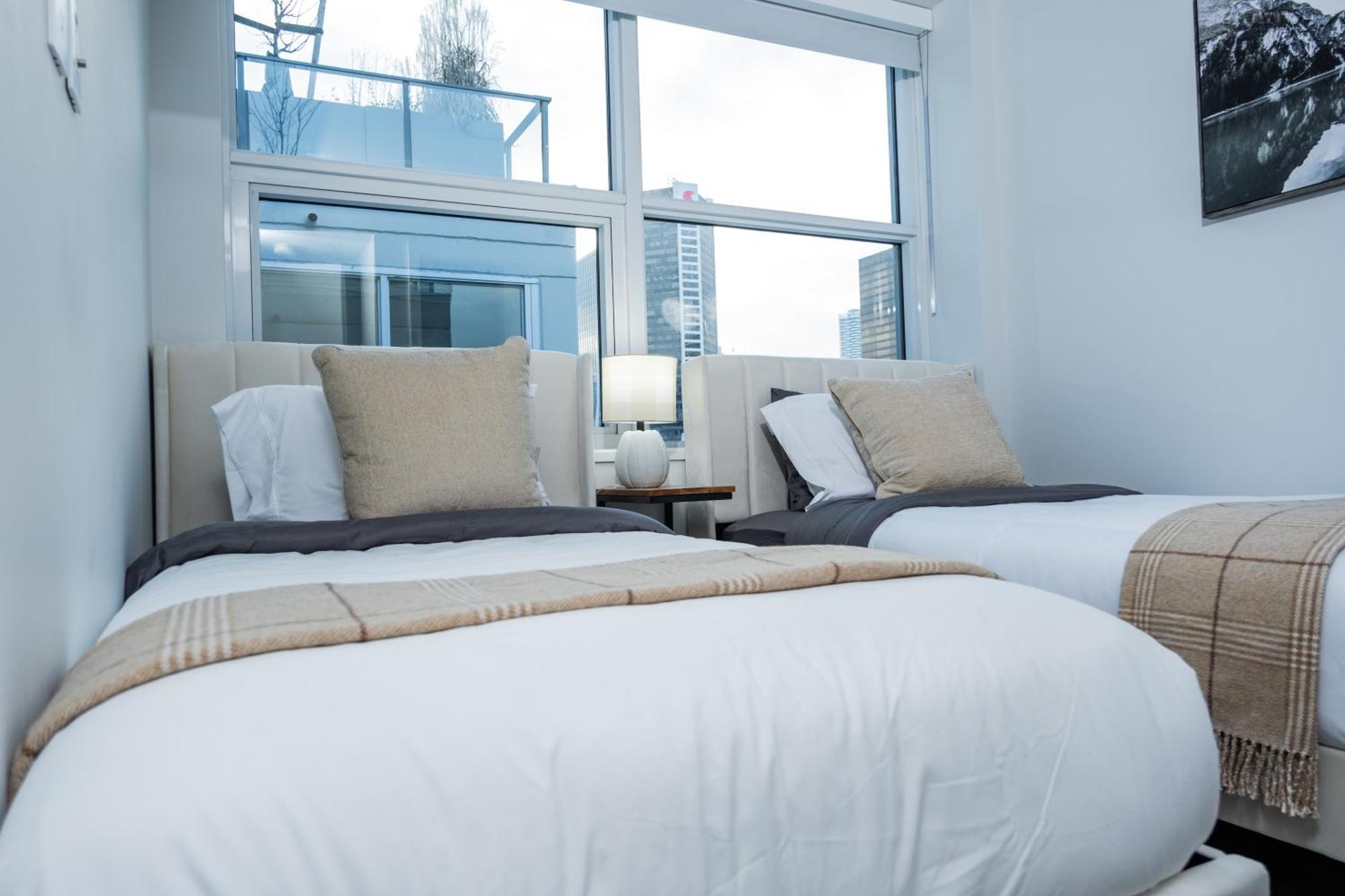 Downtown Center Silverstone Tower I And II Long-Term Booking Only Your Second Home In Vancouver Dış mekan fotoğraf