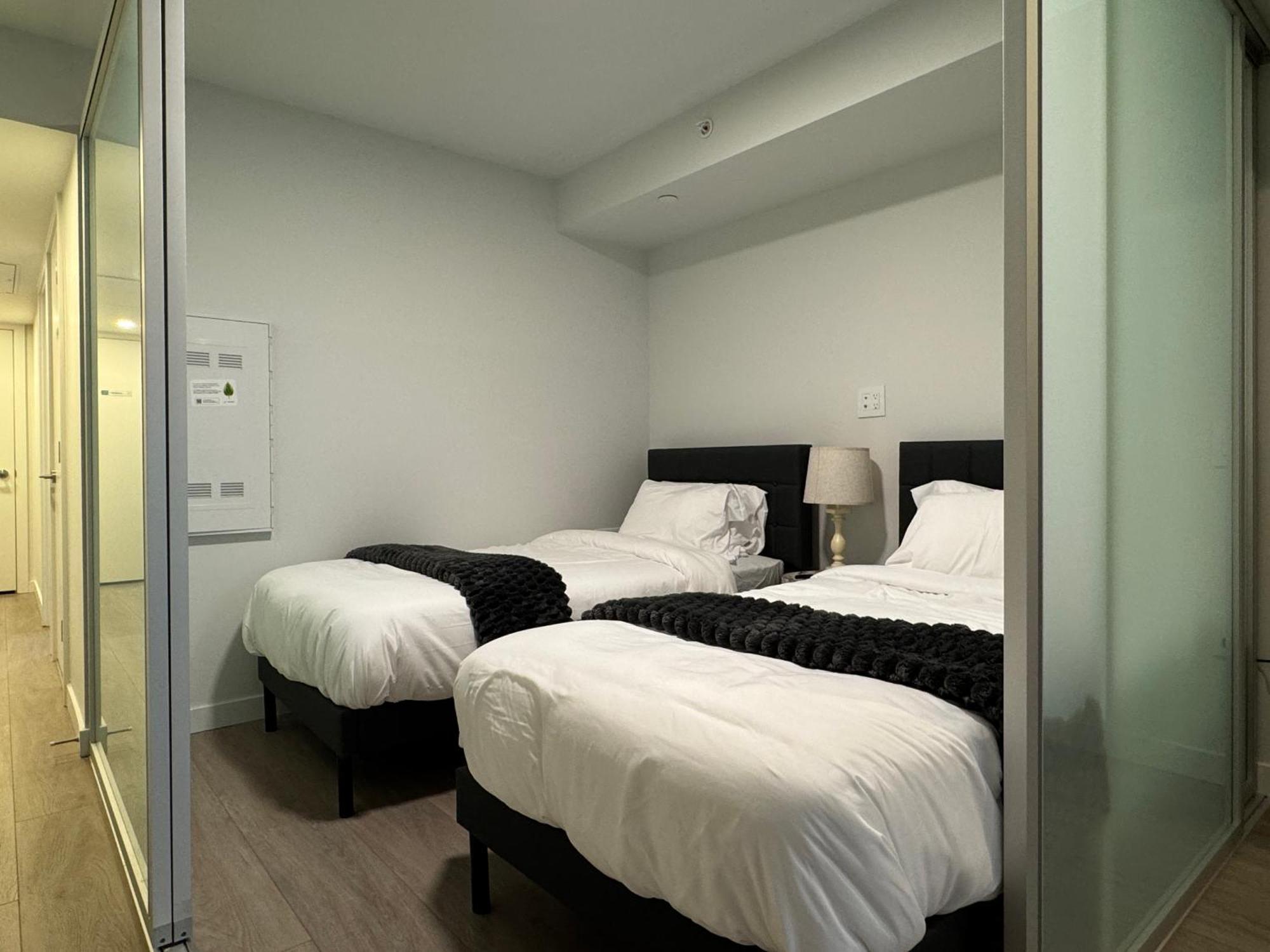 Downtown Center Silverstone Tower I And II Long-Term Booking Only Your Second Home In Vancouver Dış mekan fotoğraf